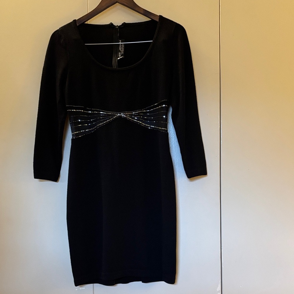 St. John Evening by Marie Gray Black with Sheer Waist and Embellishments Sz 4